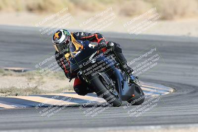 media/Nov-16-2025-Race Pace (Sun) [[8c5fa54630]]/Non Verified Riders (1st 20 Minutes)/2-Turn 10 (1010am)/